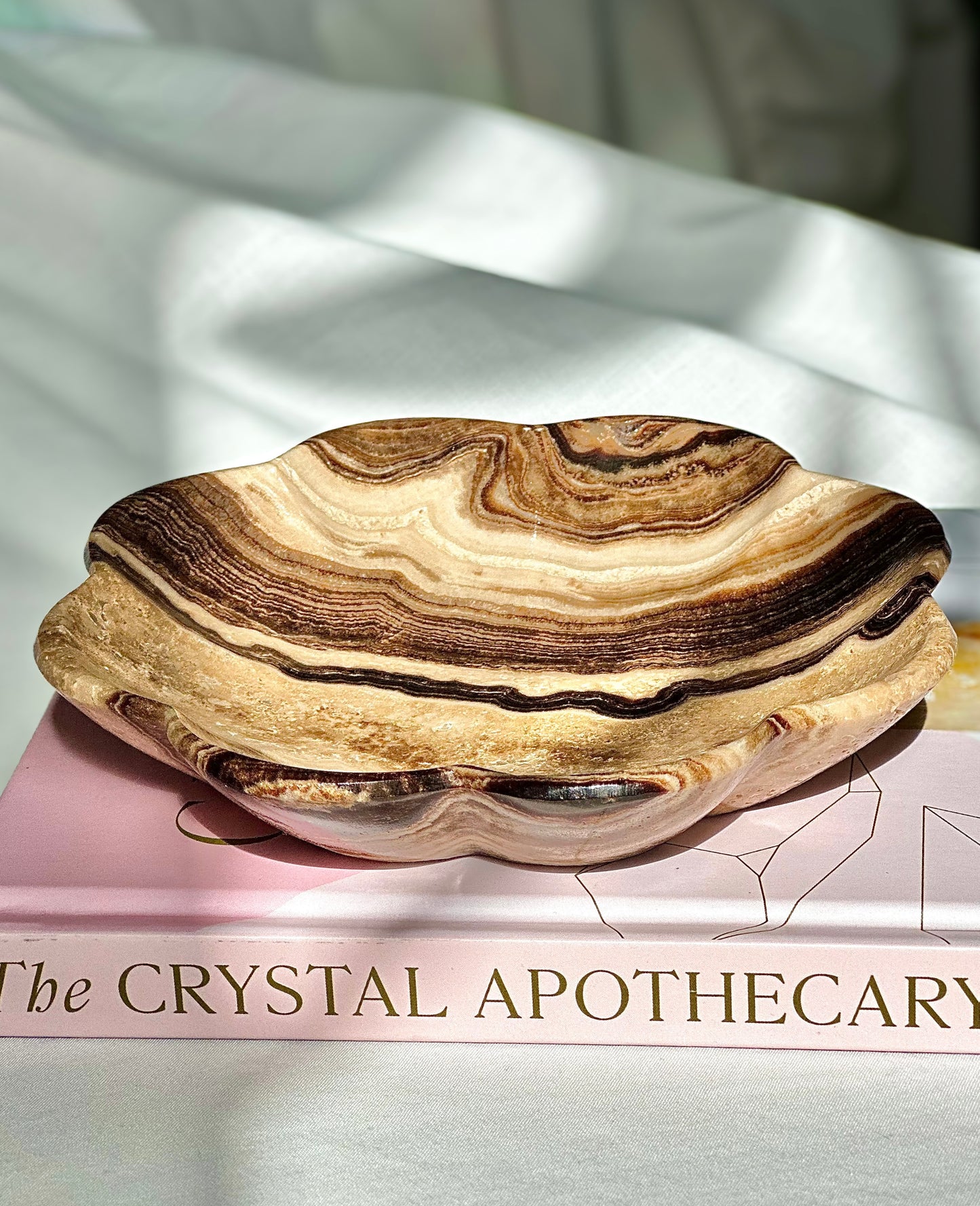 Brown Onyx flower bowl.
