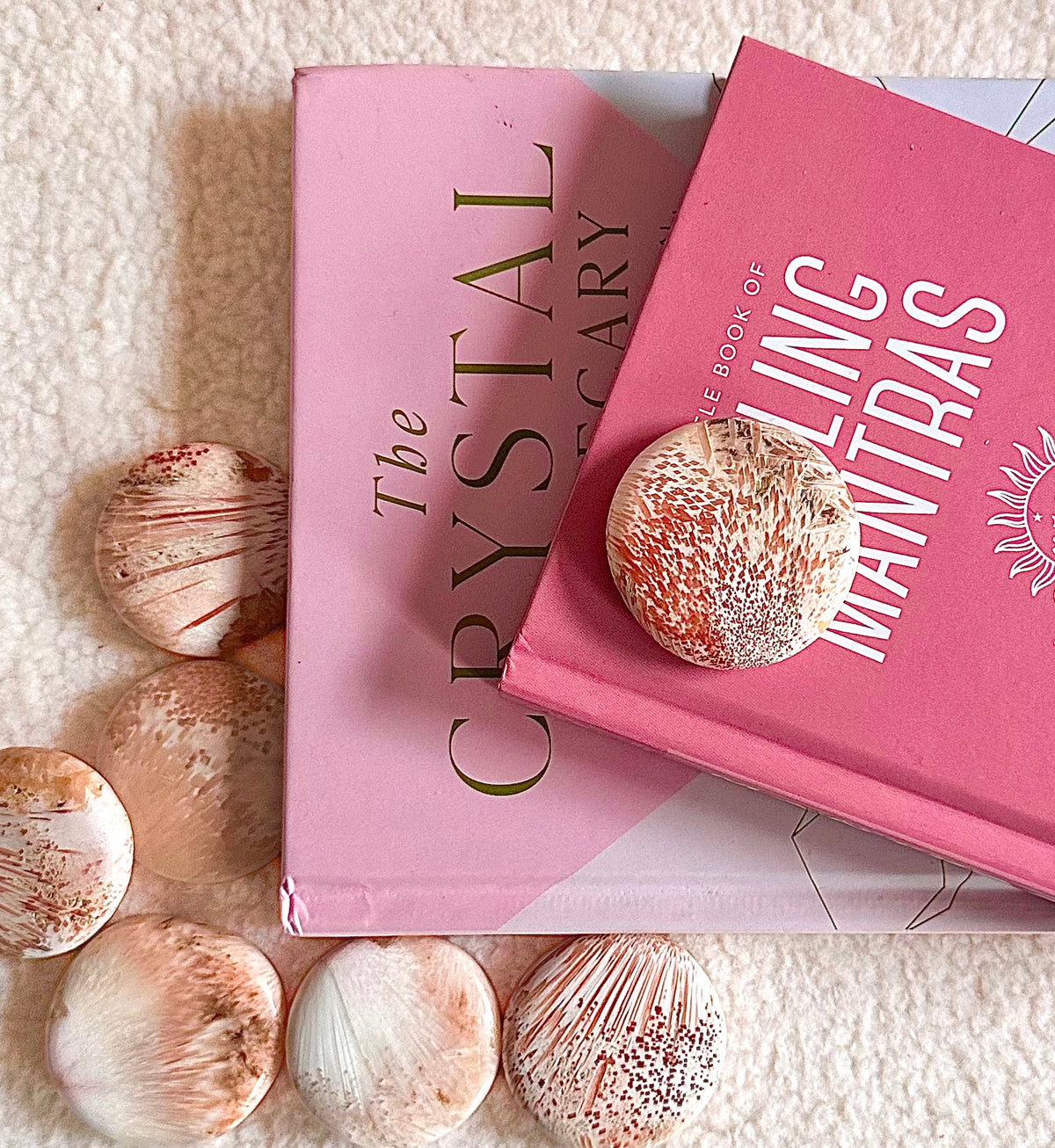 Peach Scolecite Cookie