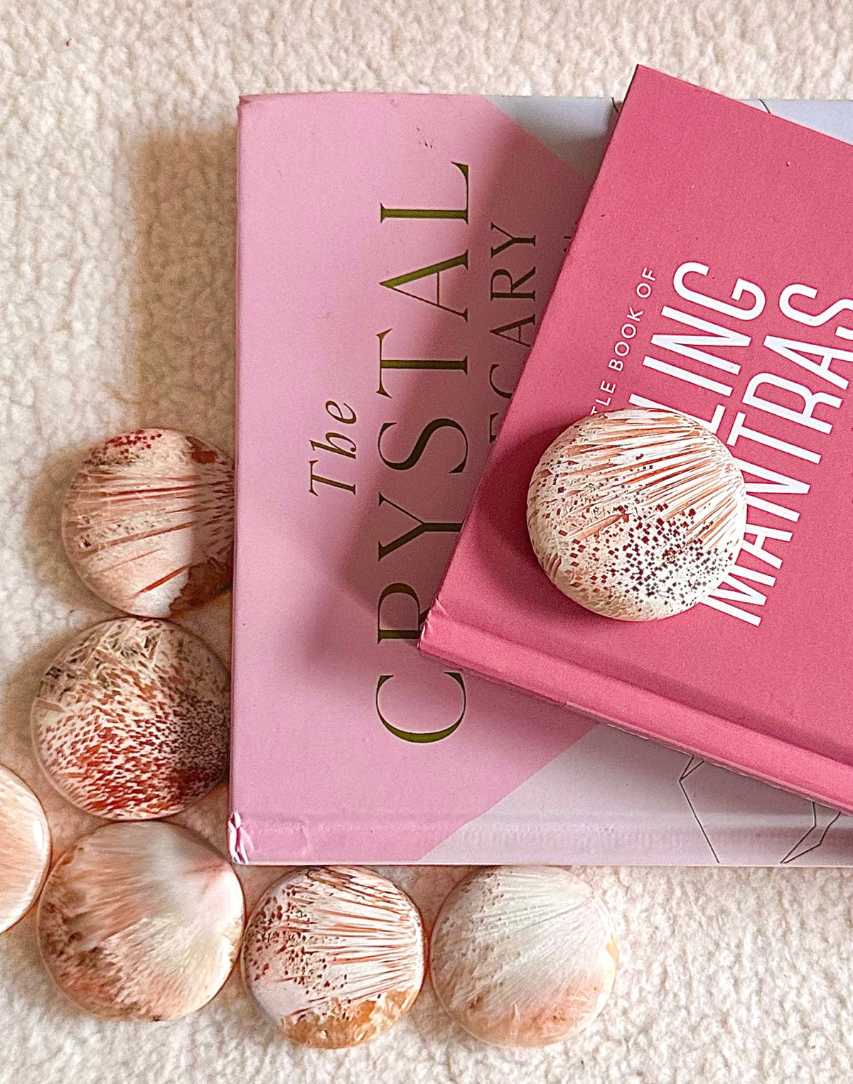 Peach Scolecite Cookie